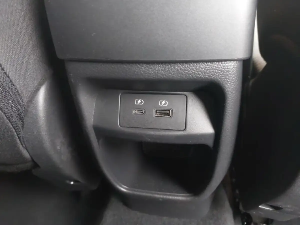 2024-nissan-juke-16-hybrid-n-connecta-big-10