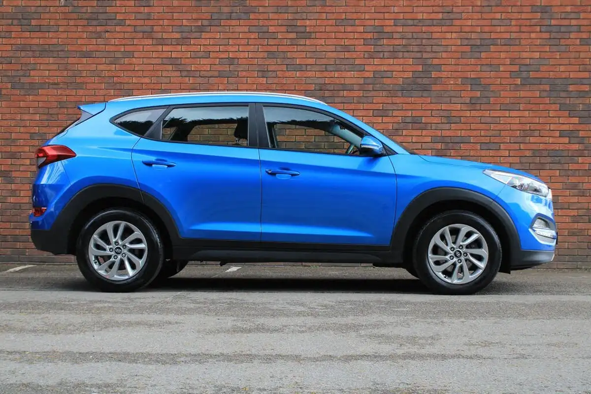2017-hyundai-tucson-17crdi-blue-drive-se-nav-116ps-big-1
