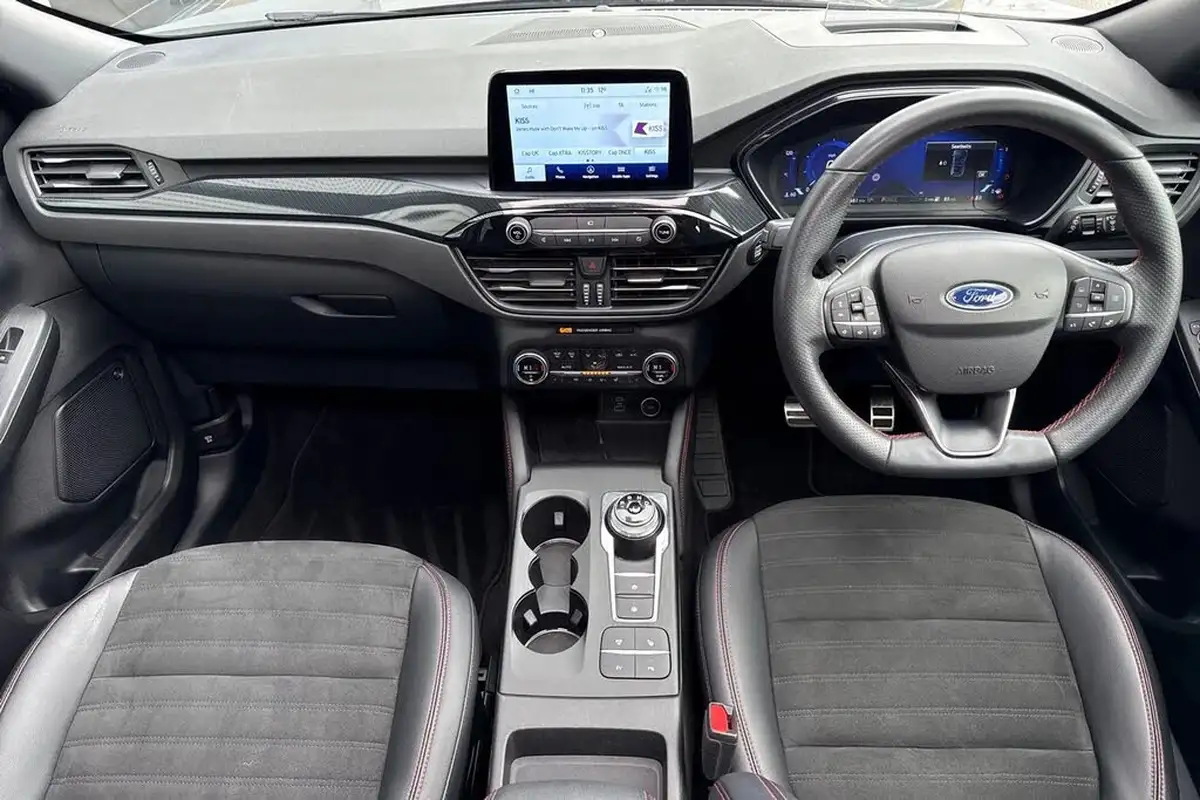2020-ford-kuga-25t-st-line-x-big-33