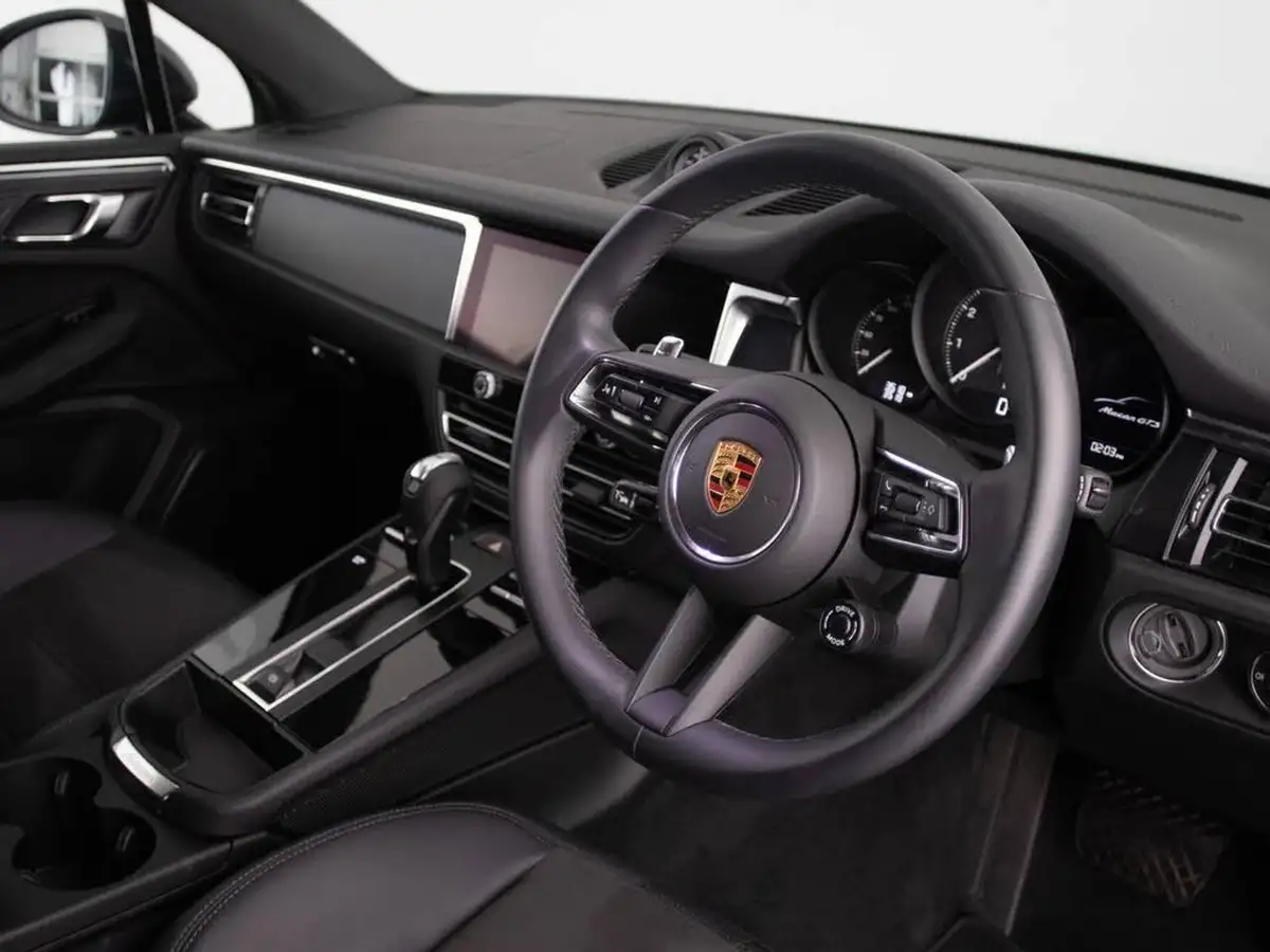2023-porsche-macan-29-v6-gts-big-6