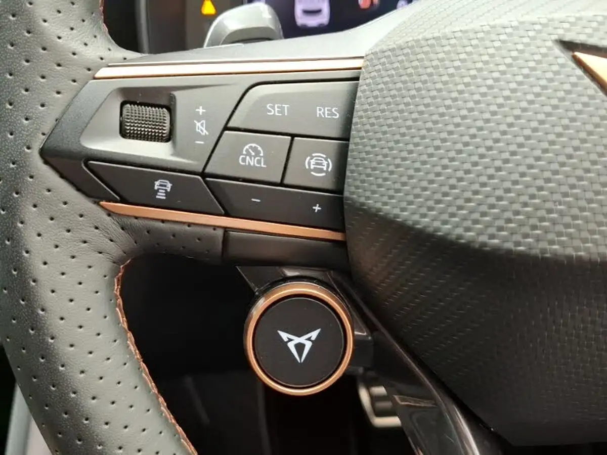 2024-cupra-formentor-15-etsi-v2-big-18