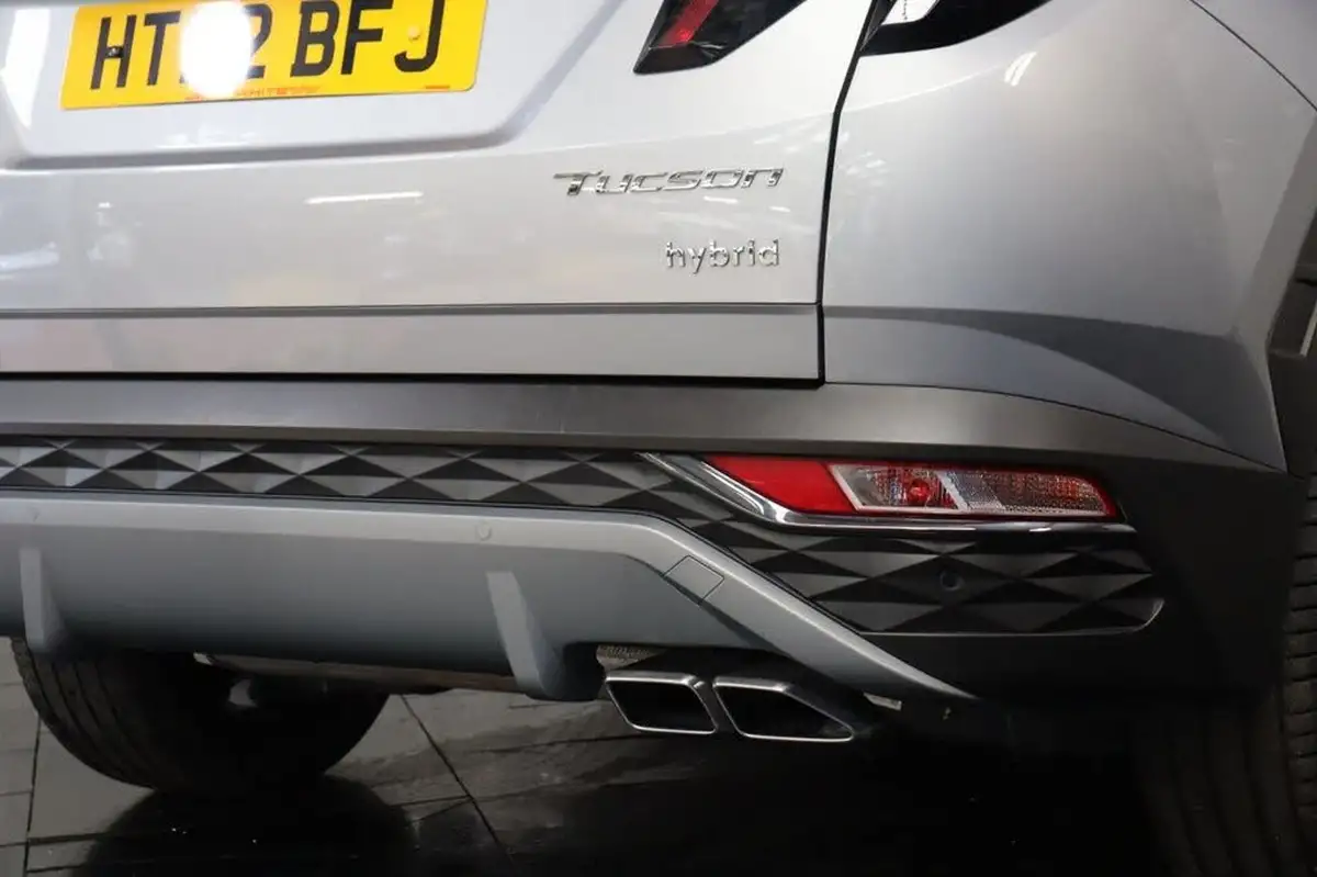 2022-hyundai-tucson-16-t-gdi-premium-230ps-hybrid-auto-big-23