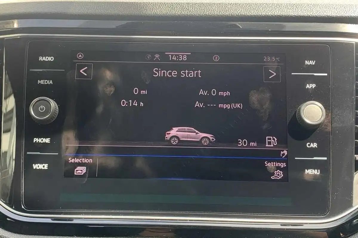 2021-volkswagen-t-roc-15-tsi-black-edition-big-27