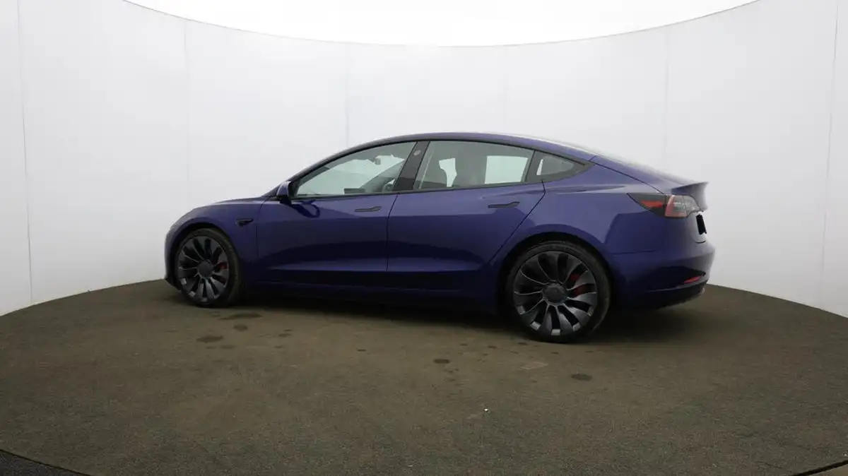 2021-tesla-model-3-e-performance-awd-big-67