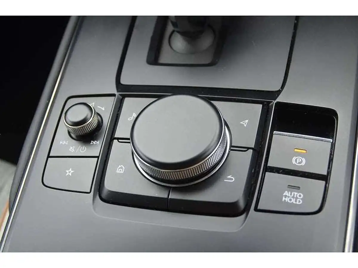 2021-mazda-mx-30-e-first-edition-big-34
