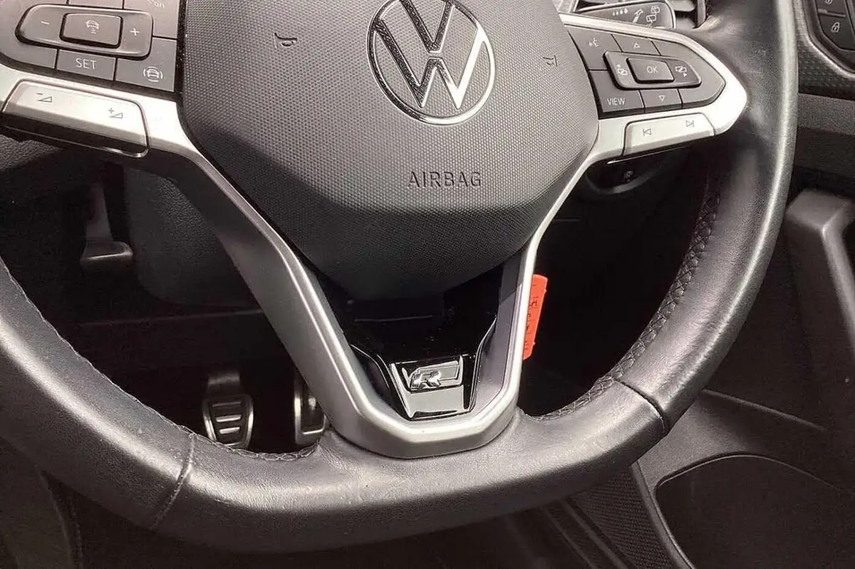 2022-volkswagen-t-cross-10-tsi-r-line-big-31