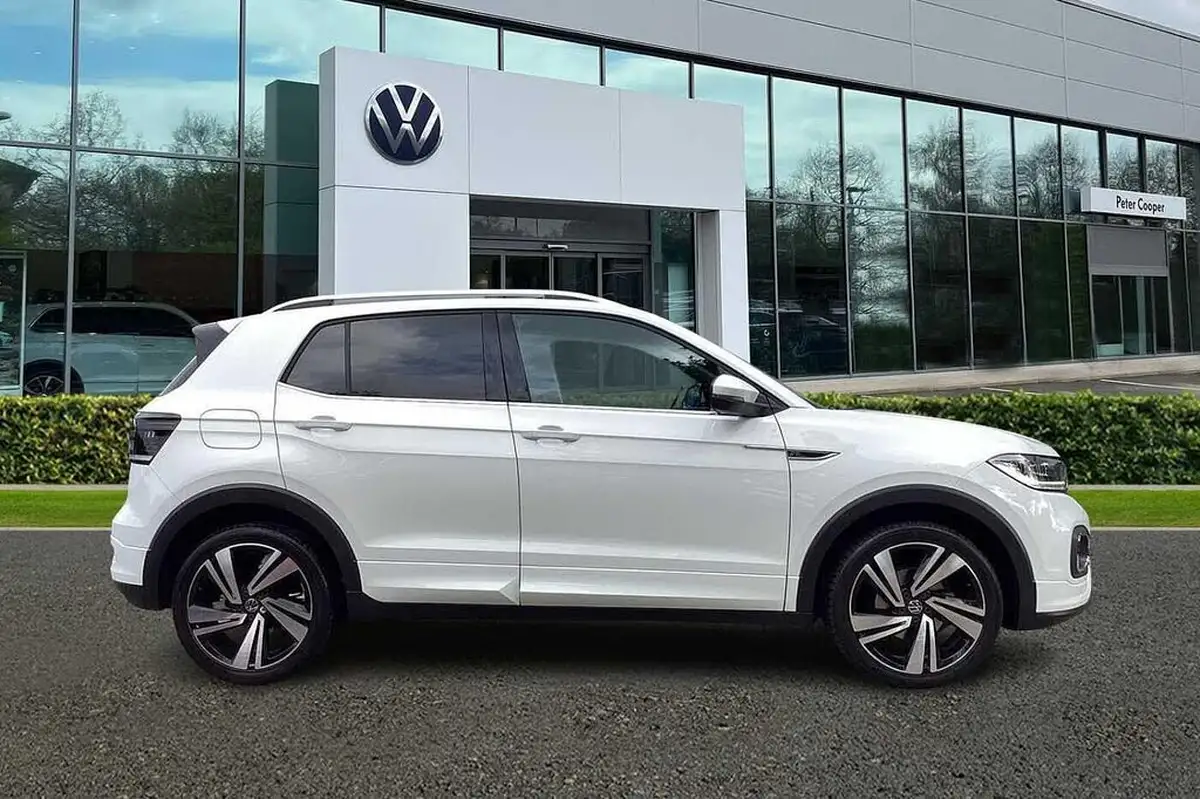 2022-volkswagen-t-cross-10-tsi-r-line-big-3