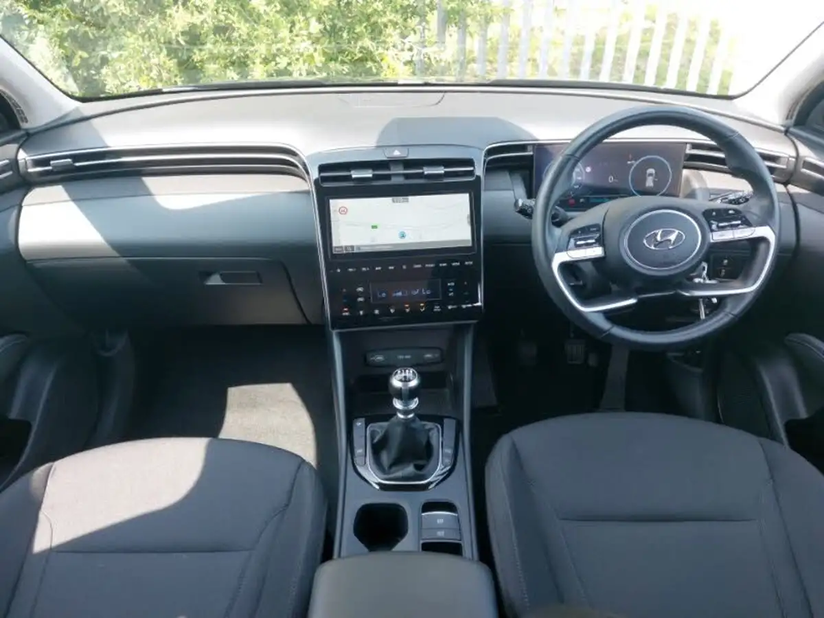 2022-hyundai-tucson-16-t-gdi-se-connect-150ps-big-2