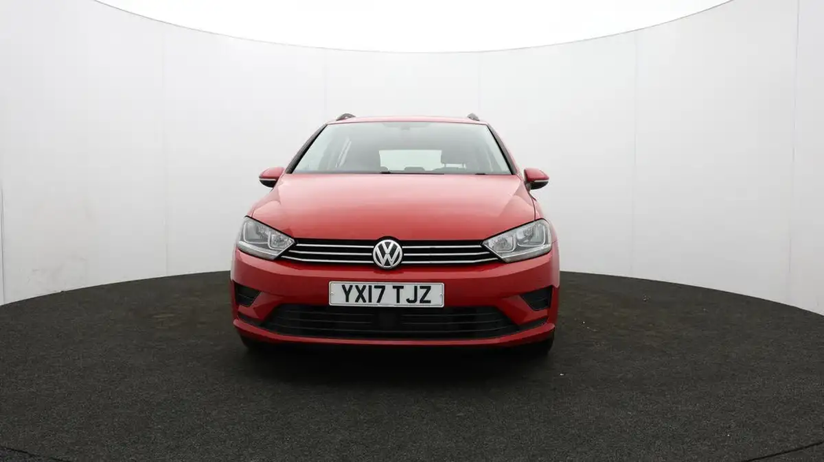 2017-volkswagen-golf-sv-16tdi-se-110ps-bmtss-big-57