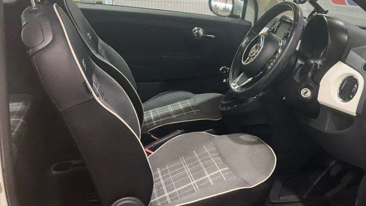 2016-fiat-500-12-lounge-big-8