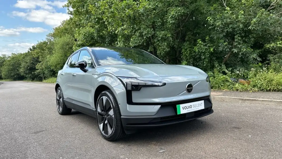 2025-volvo-ex30-e-single-motor-ultra-big-33