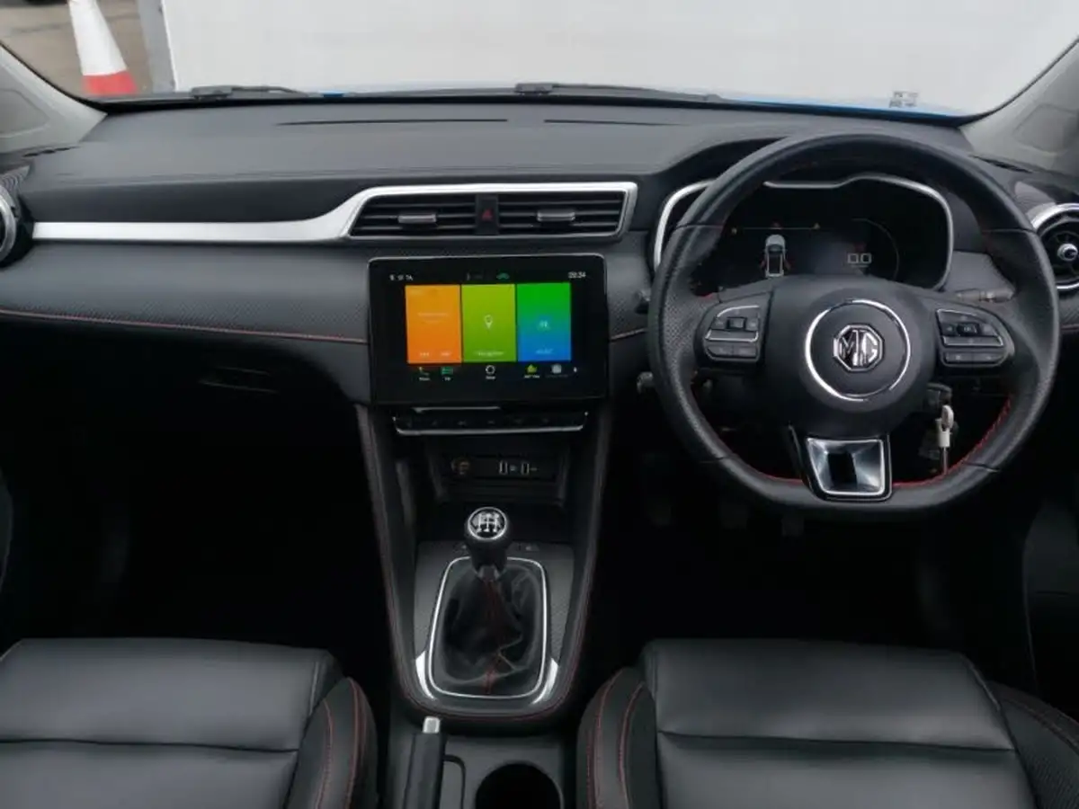 2022-mg-zs-suv-15-vti-tech-exclusive-big-2