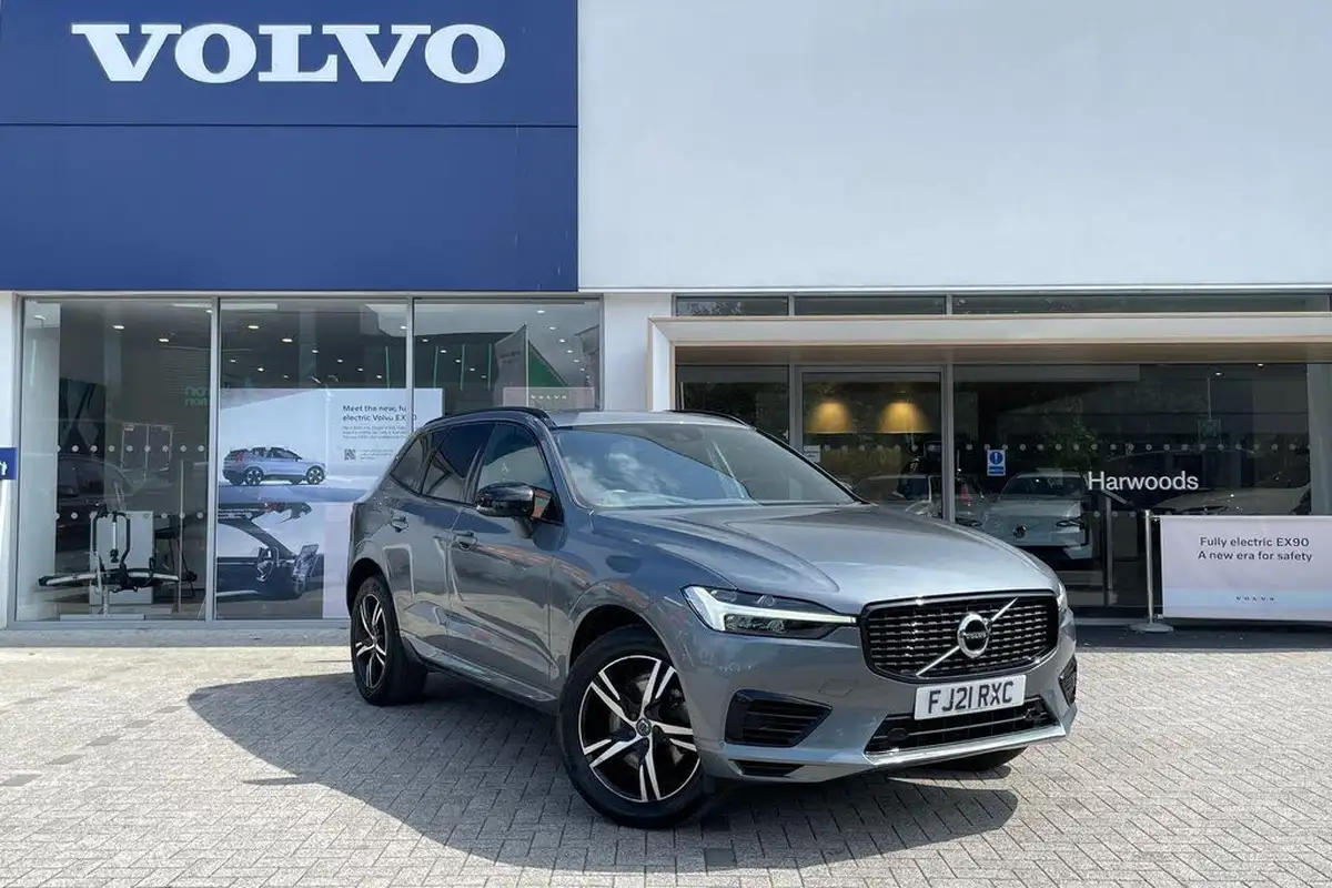 2021-volvo-xc60-20-t6-r-design-340bhp-big-0