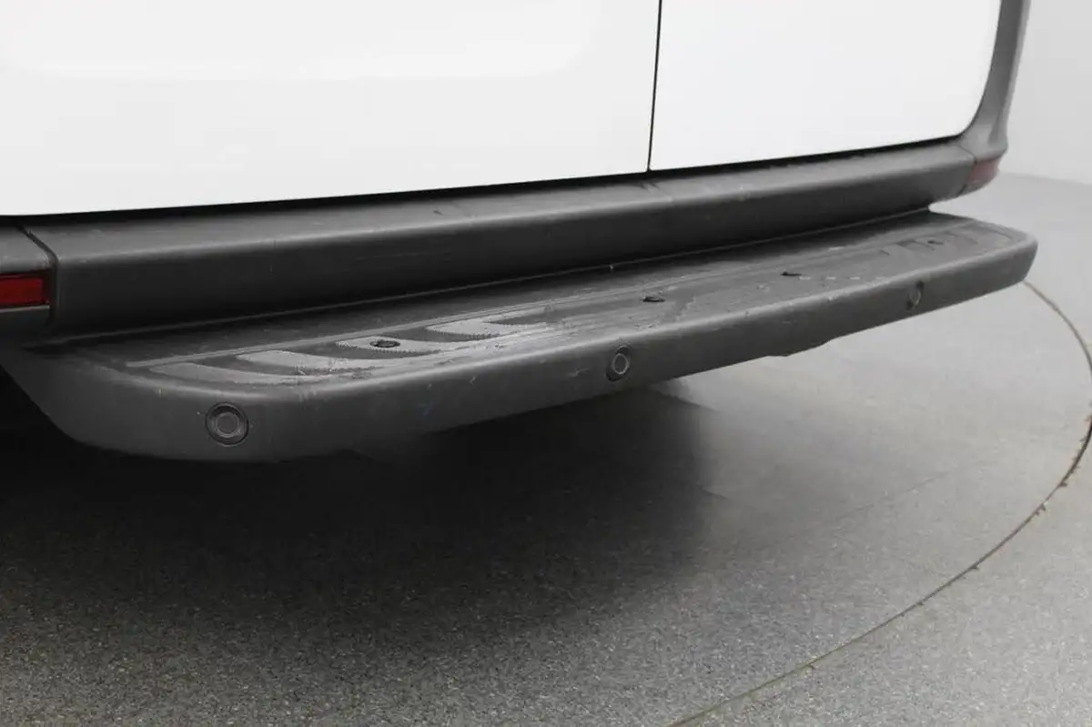 2021-mercedes-benz-sprinter-big-68