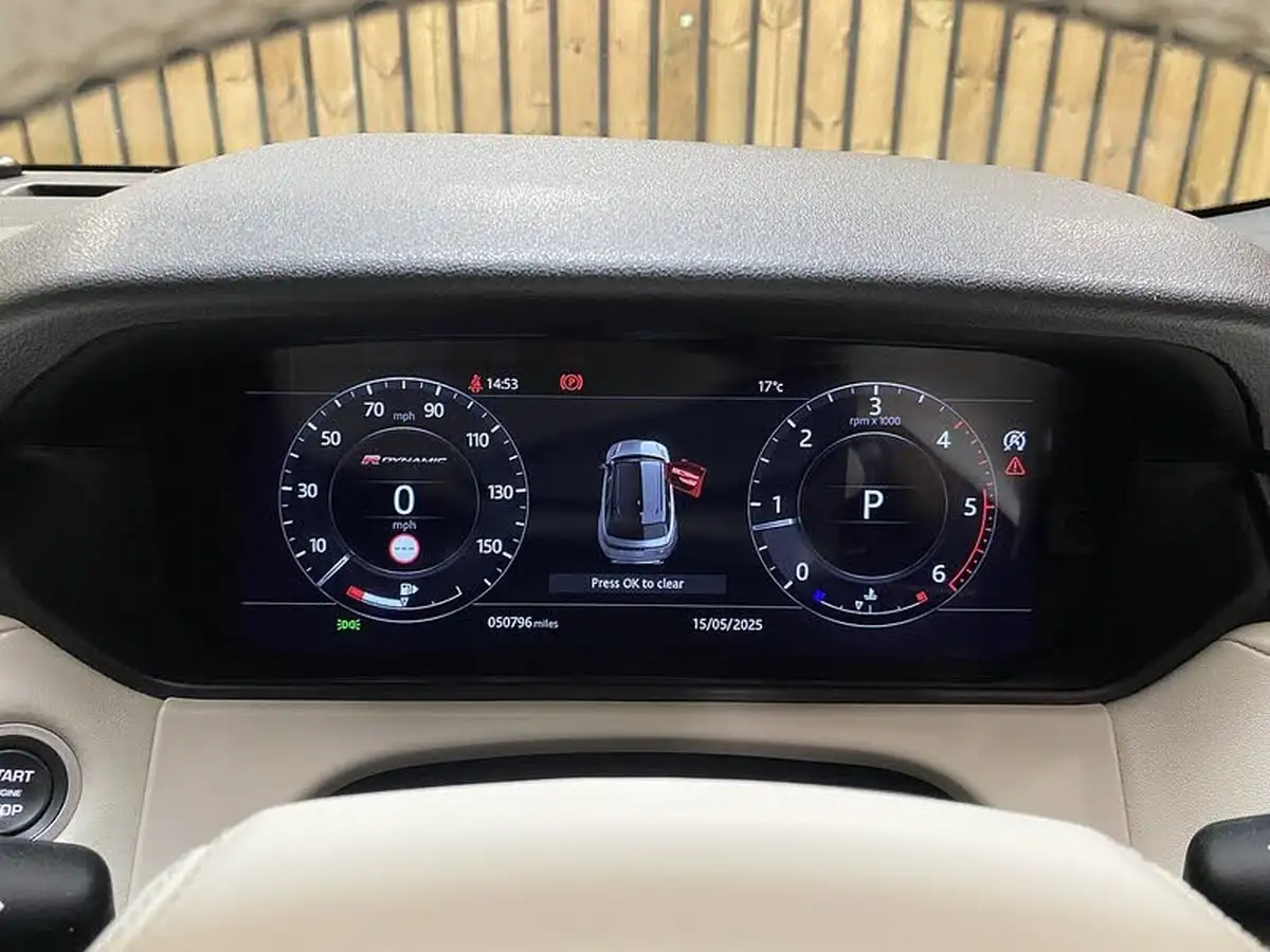 2018-land-rover-range-rover-velar-20-d240-r-dynamic-hse-big-50