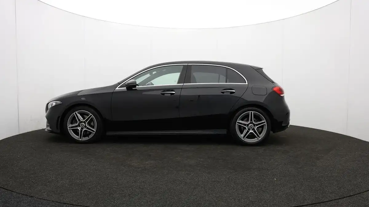 2019-mercedes-benz-a-class-20-a220-amg-line-premium-plus-hatchback-5d-4matic-big-72
