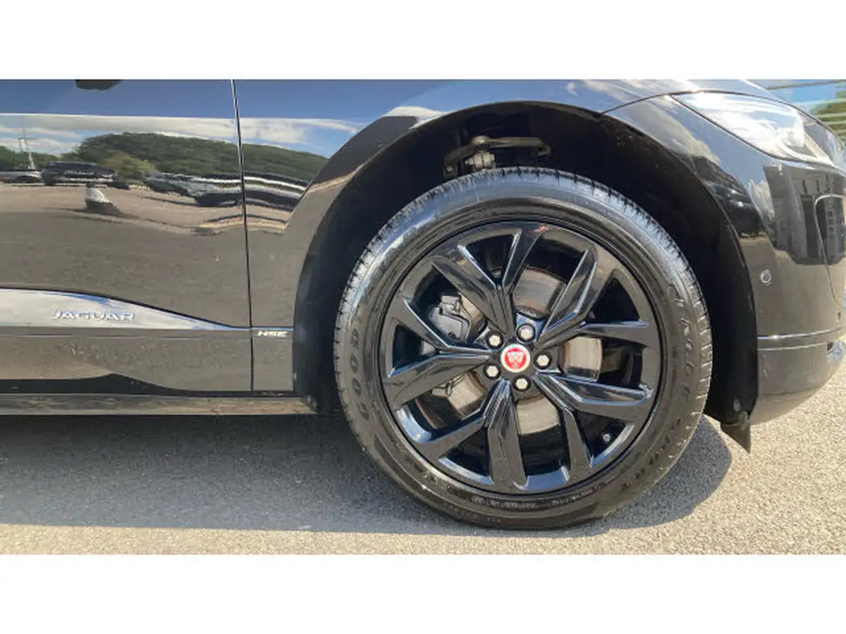 2020-jaguar-i-pace-ev400-hse-big-7