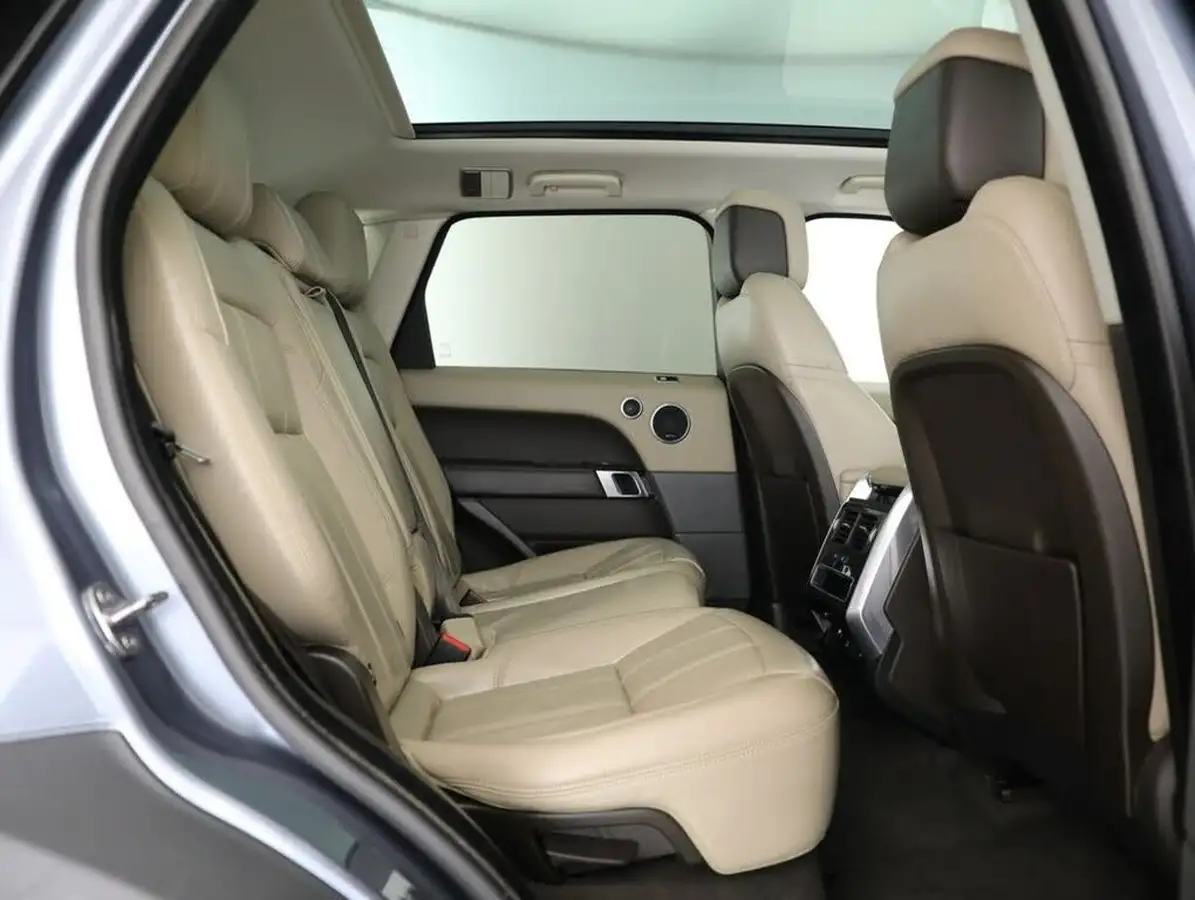 2020-land-rover-range-rover-sport-20-p400e-hse-big-35