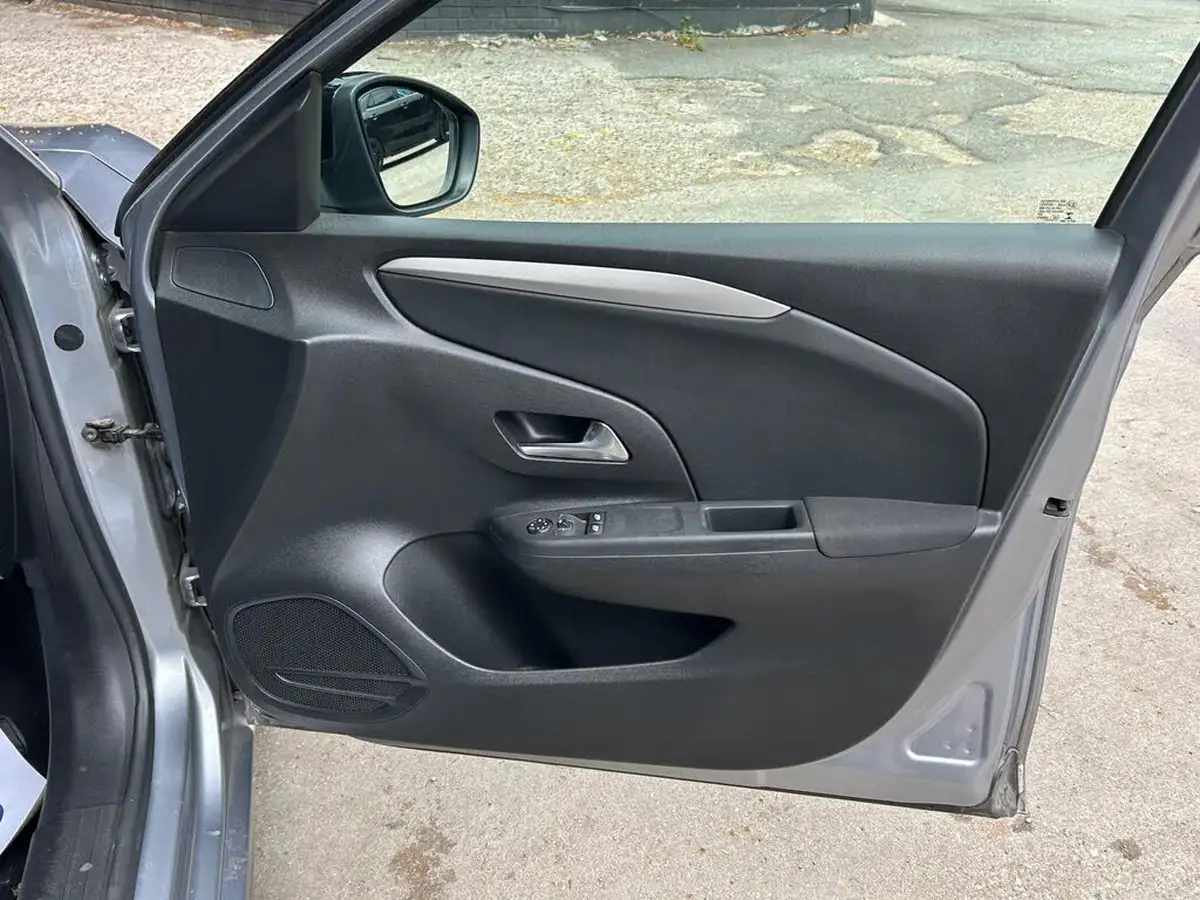 2020-vauxhall-corsa-12-turbo-se-premium-big-26