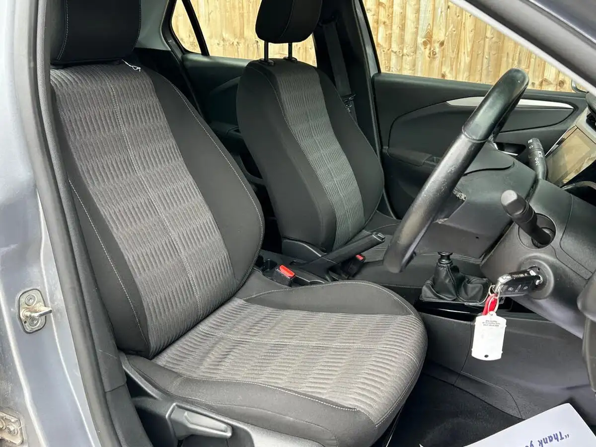 2020-vauxhall-corsa-12-turbo-se-premium-big-2