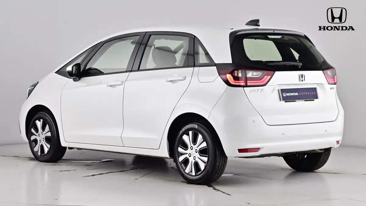 2022-honda-jazz-15-i-mmd-sr-109ps-big-1