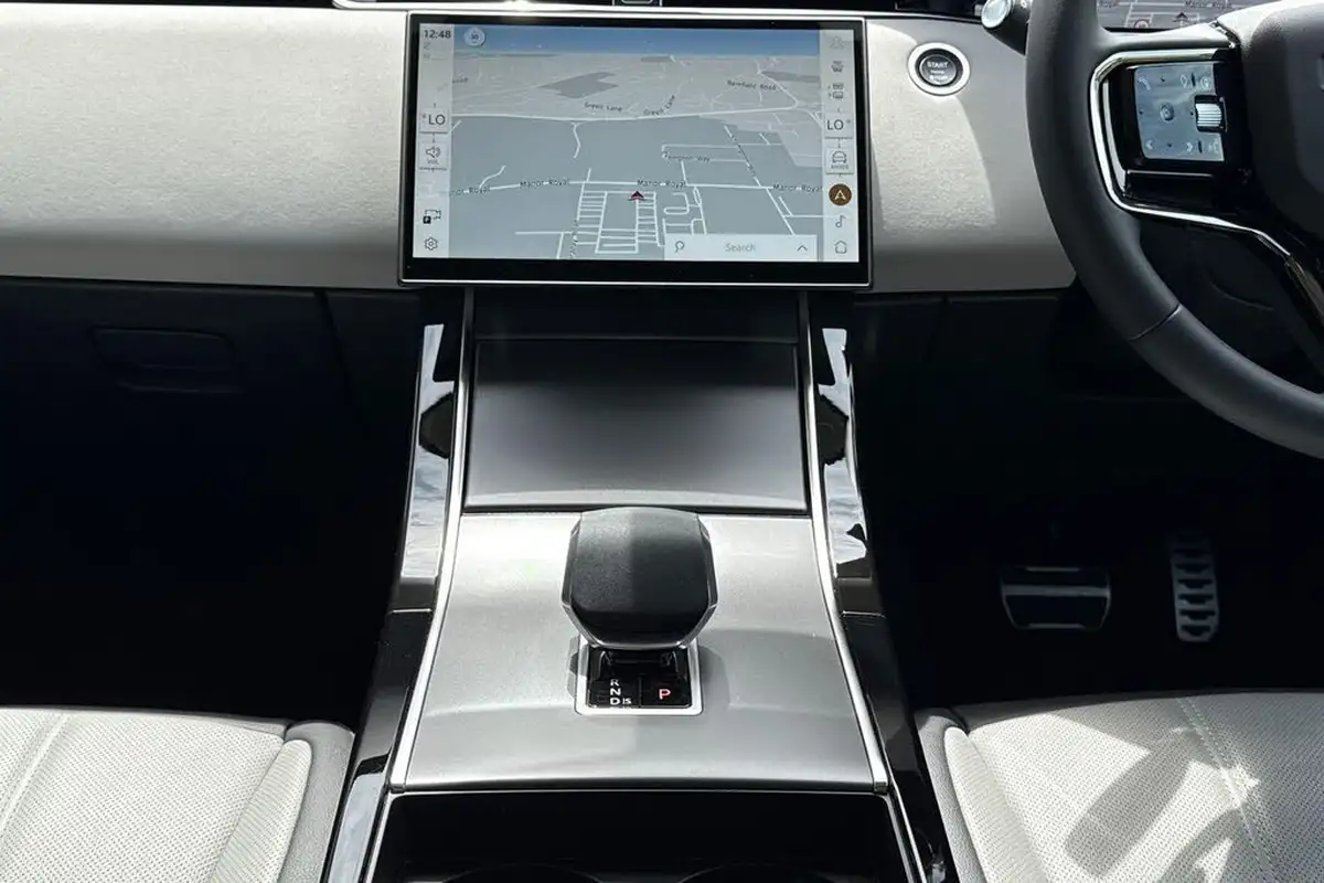 2024-land-rover-range-rover-evoque-20-d200-dynamic-se-big-25