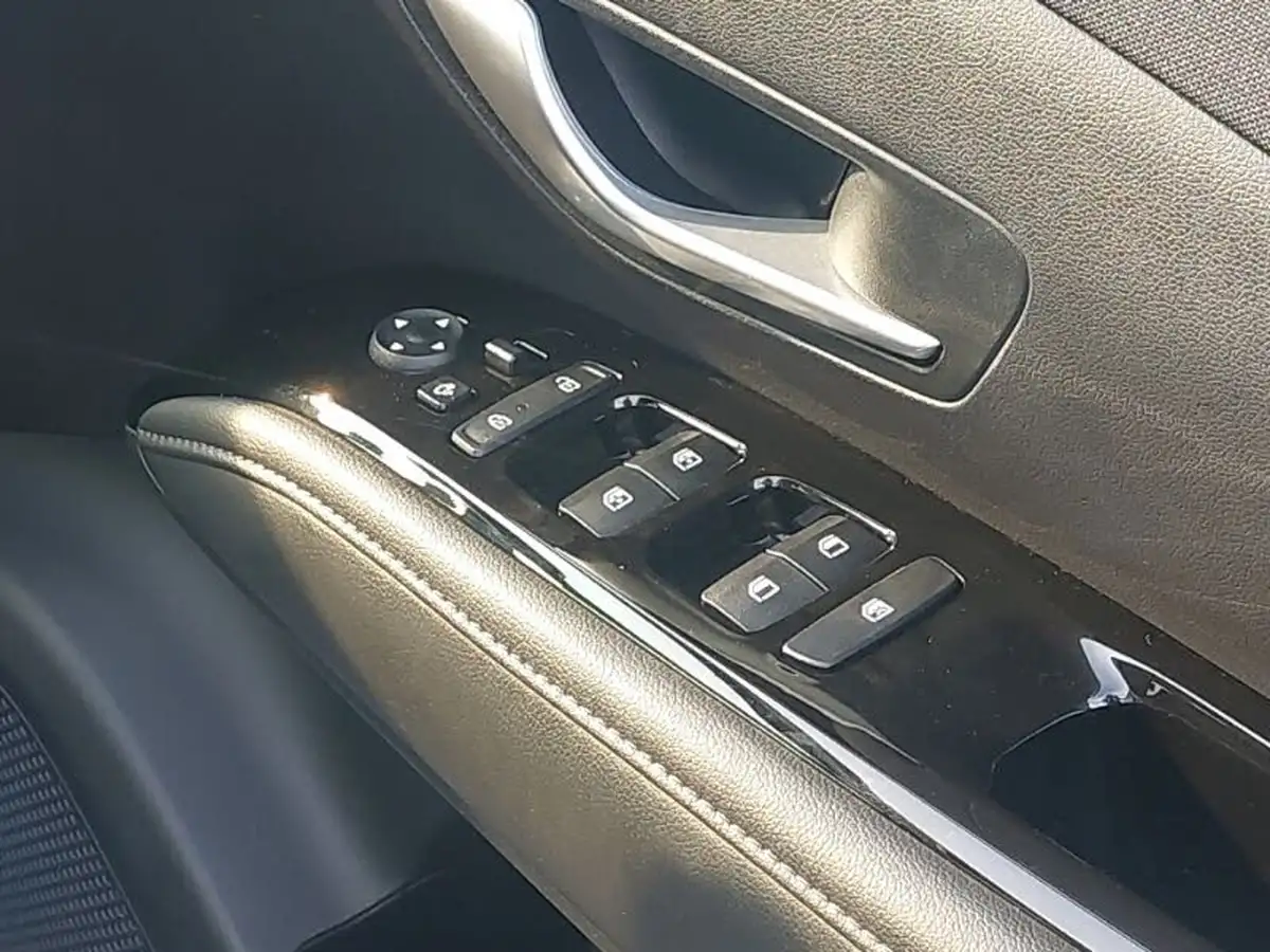 2022-hyundai-tucson-16-t-gdi-se-connect-150ps-big-18