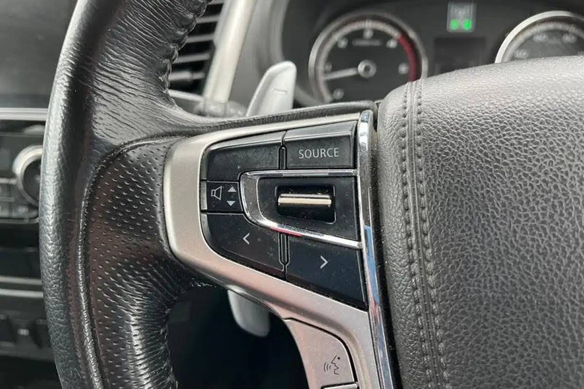 2019-mitsubishi-l200-24di-d-barbarian-eu6b-auto-big-21