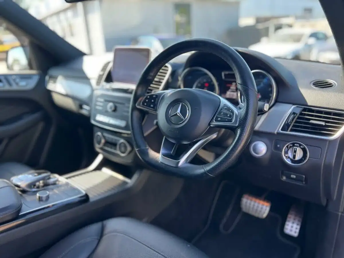 2018-mercedes-benz-gle-class-21d-gle250d-amg-night-edition-big-5