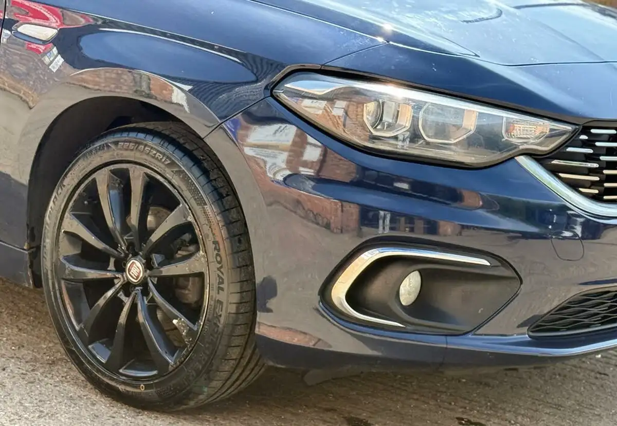 2017-fiat-tipo-14-tjet-lounge-station-wagon-big-18