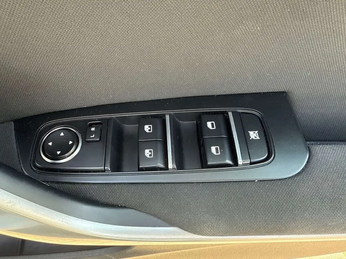 2019-kia-ceed-10-t-gdi-2-eco-hatchback-big-18