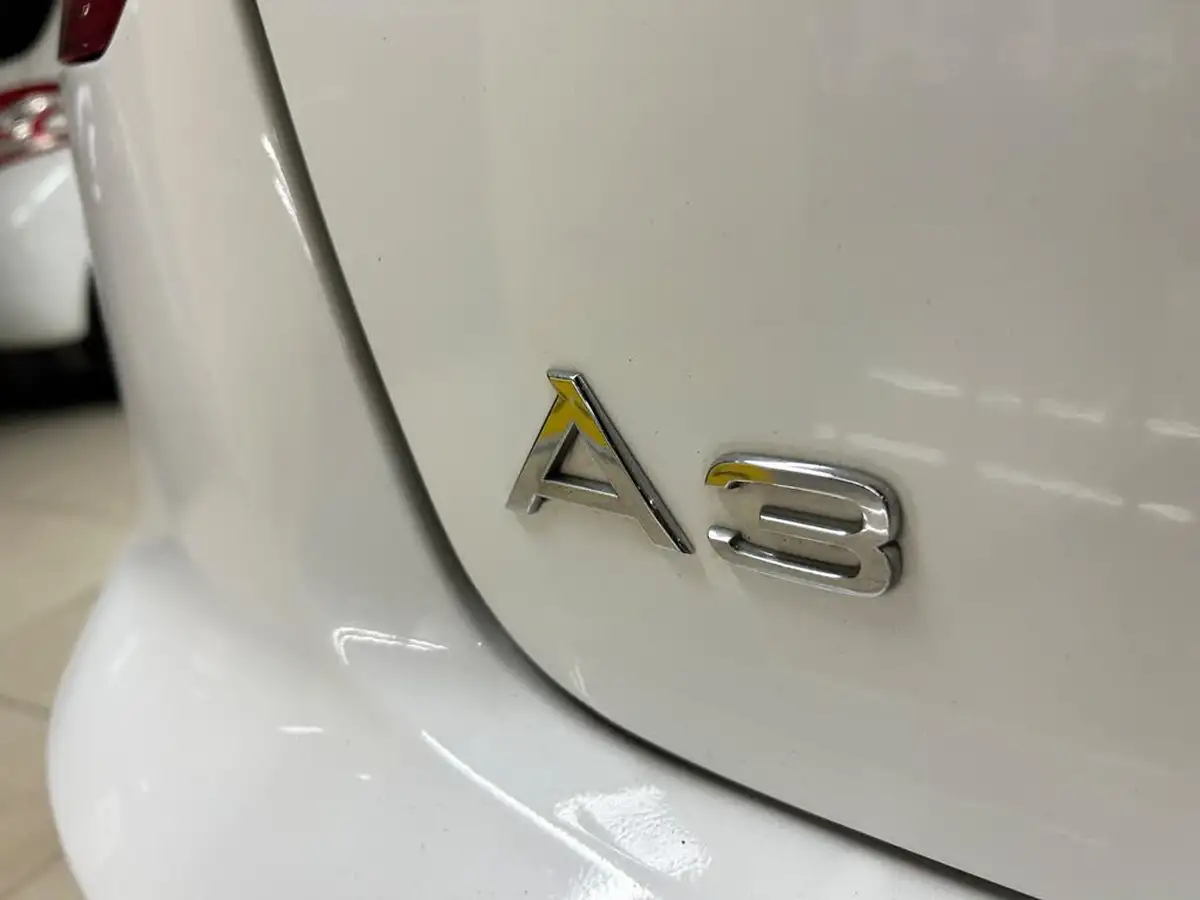 2009-audi-a3-16-se-sportback-5d-big-13