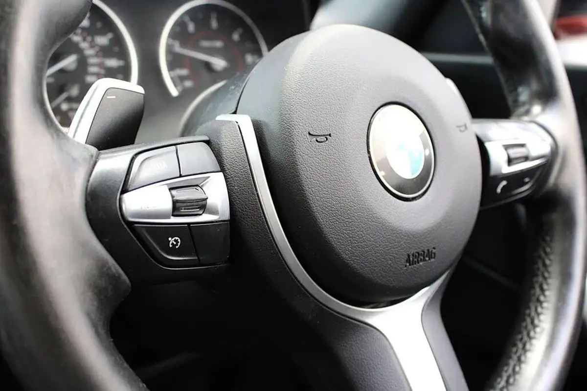 2015-bmw-1-series-20td-120d-m-sport-190bhp-3d-auto-big-31