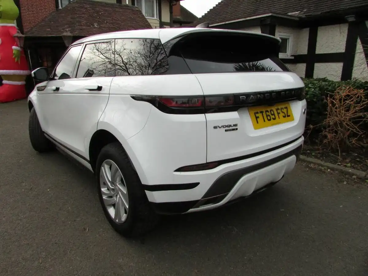 2020-land-rover-range-rover-evoque-20-p200-r-dynamic-s-200bhp-big-3