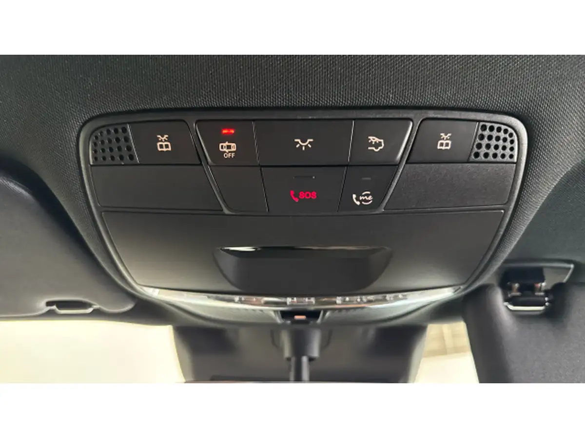 2022-mercedes-benz-eqc-e-eqc-400-amg-line-premium-plus-big-37