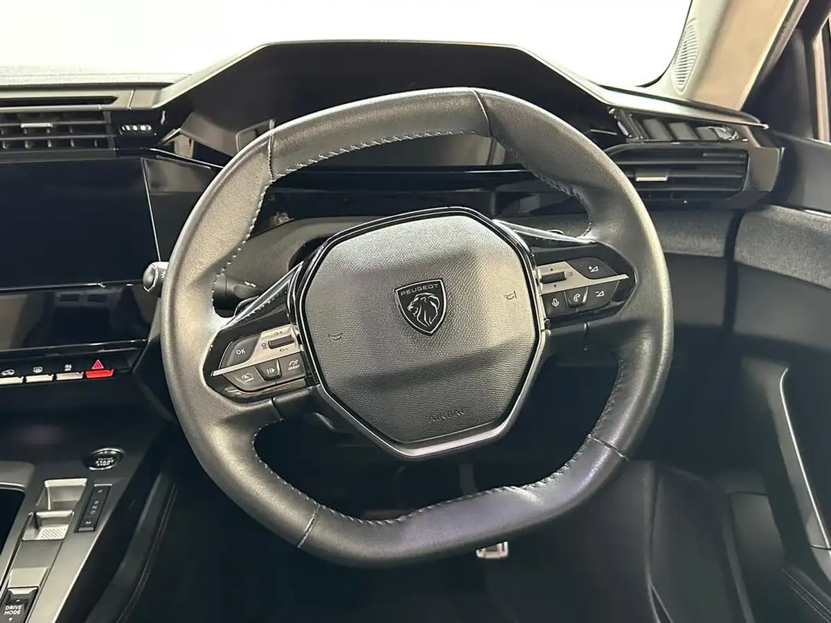 2023-peugeot-308-sw-12-puretech-allure-premium-130ps-big-8