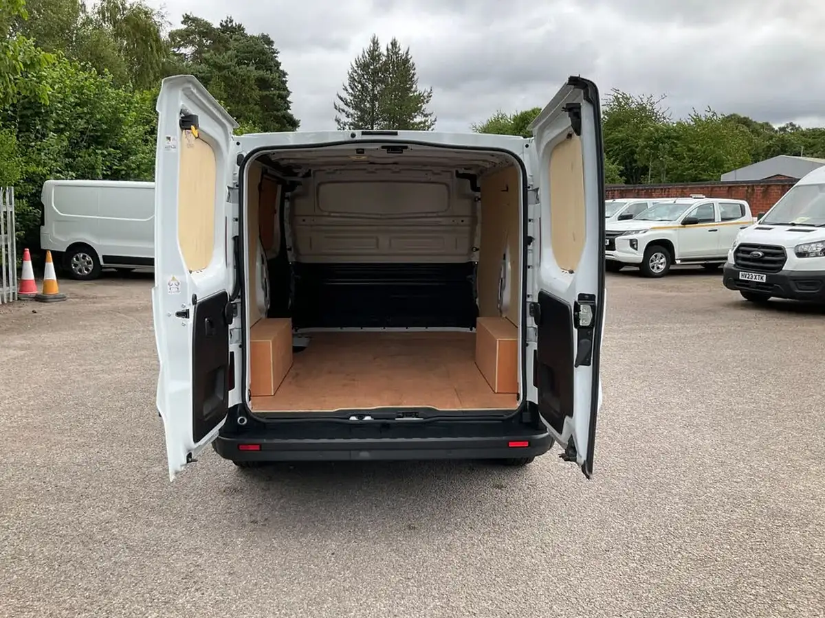 2023-renault-trafic-20dci-sl30-130-advance-eu6d-big-11