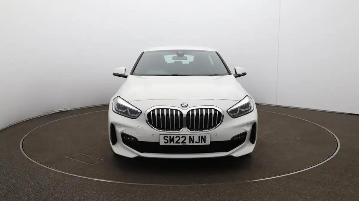 2022-bmw-1-series-15-118i-m-sport-lcp-big-39