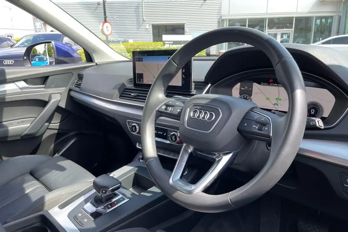 2022-audi-q5-20-45-tfsi-sportback-big-24