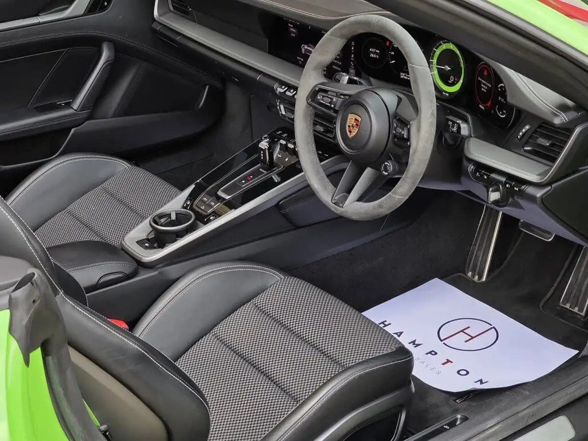 2019-porsche-911-30-carrera-s-450ps-coupe-pdk-big-17