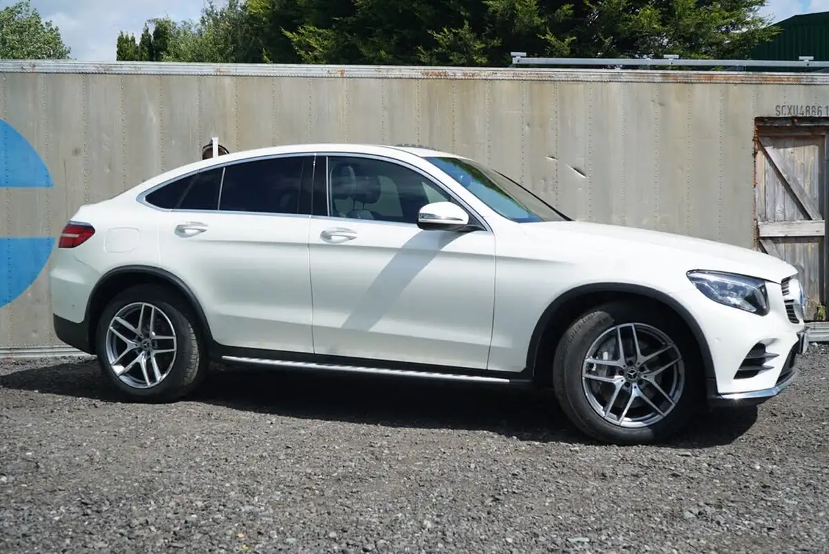 2017-mercedes-benz-glc-class-30-d-glc350d-amg-line-premium-plusss-coupe-4d-big-22