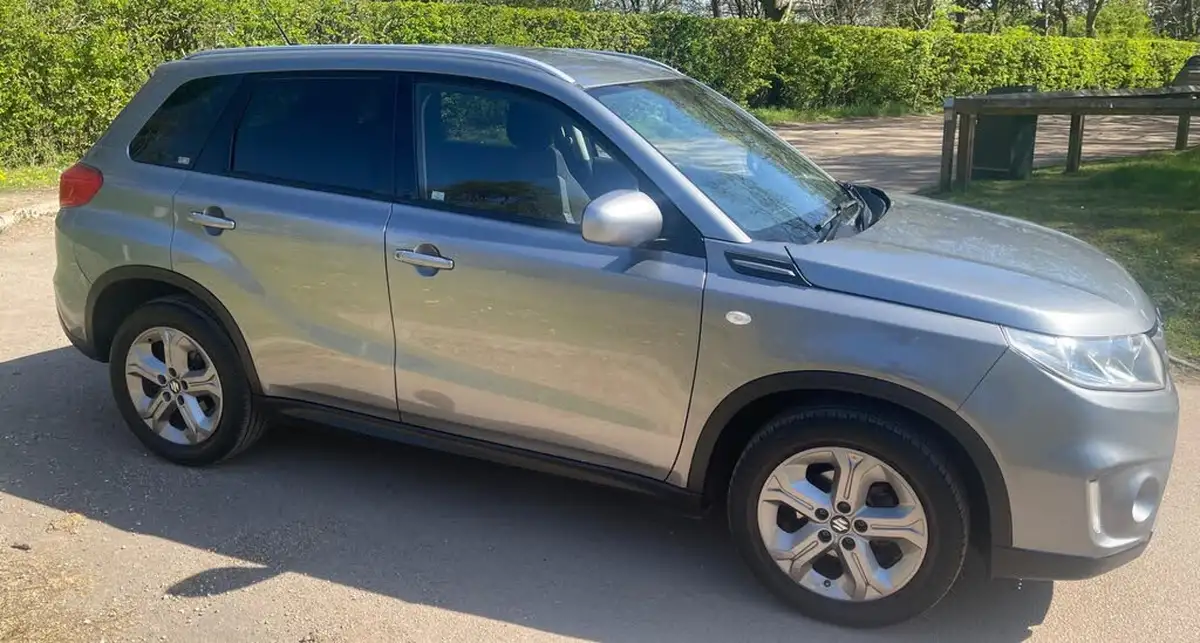 2016-suzuki-vitara-16-sz-t-big-11