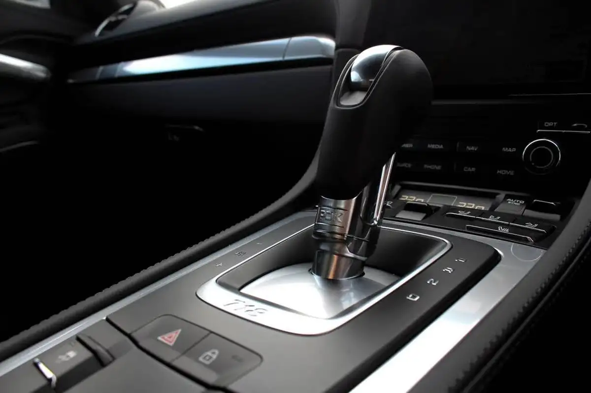 2025-porsche-cayman-718-20-cayman-style-edition-pdk-big-28