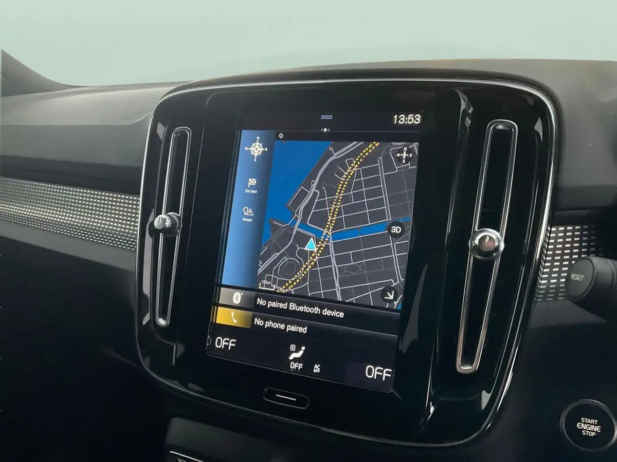 2022-volvo-xc40-15-t3-r-design-auto-big-5