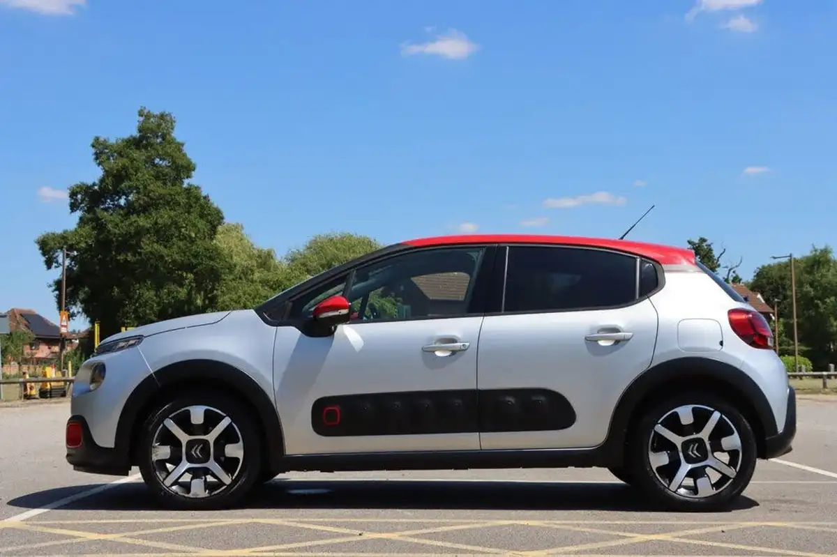 2017-citroen-c3-12-puretech-flair-nav-edition-big-9