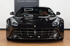 2015-ferrari-f12berlinetta-62-small-5