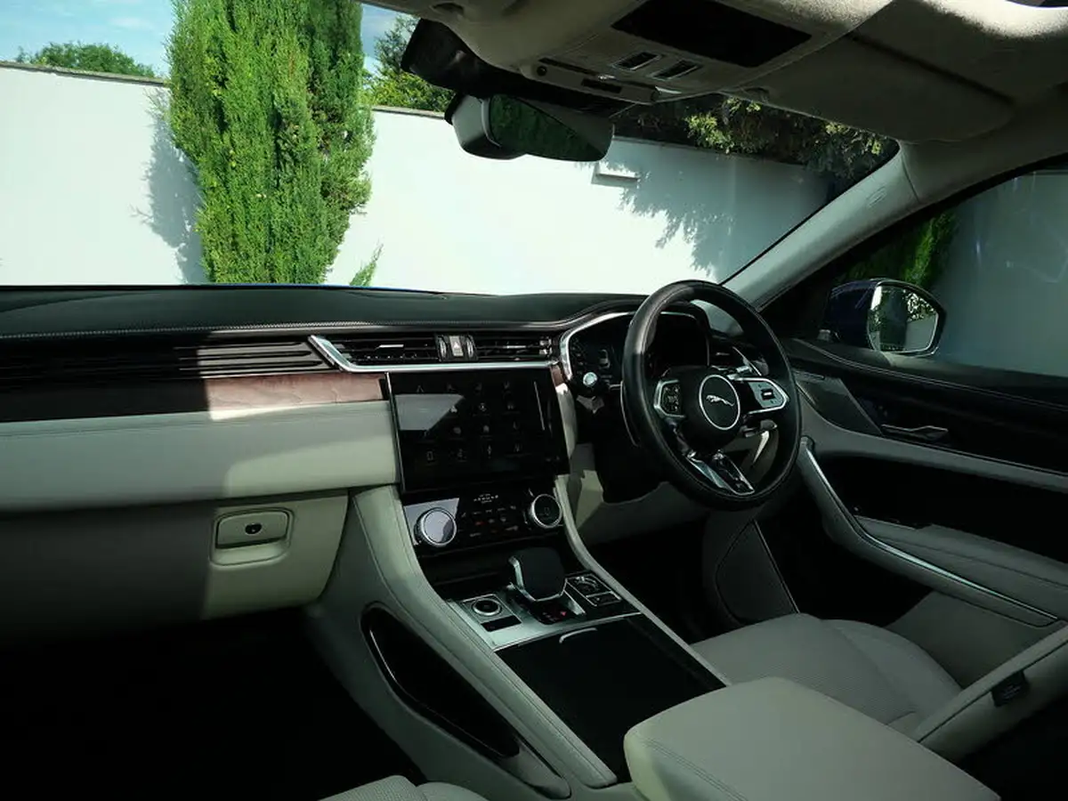 2022-jaguar-f-pace-20-p400e-r-dynamic-hse-big-29
