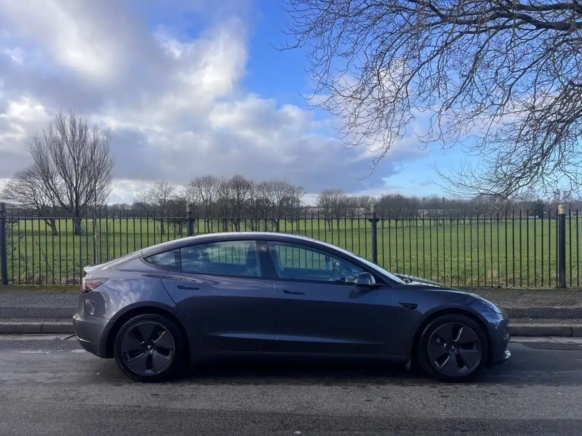 2021-tesla-model-3-e-long-range-4x4-big-4