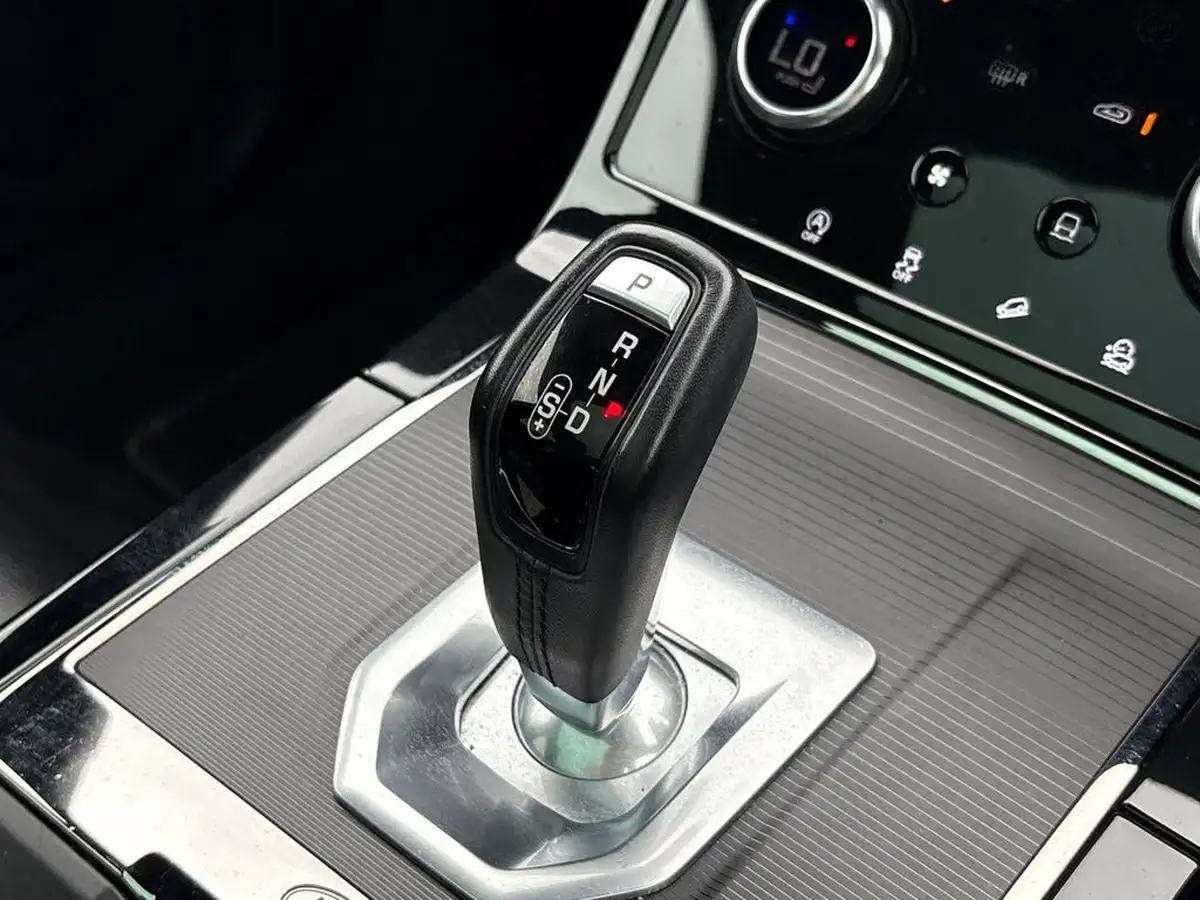 2019-land-rover-range-rover-evoque-20-d180-r-dynamic-s-big-29
