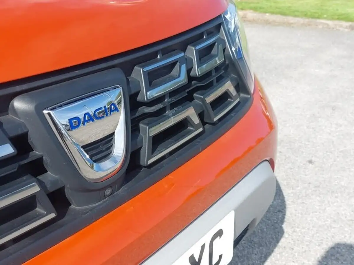 2022-dacia-duster-13-tce-prestige-130bhp-big-11